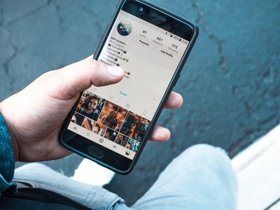 Una adolescente se suicida tras hacer una encuesta en Instagram donde la mayoría votó que lo hiciera