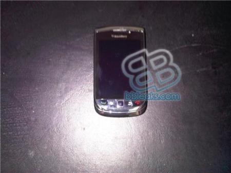BlackBerry Slider, posible Storm 3 en imágenes