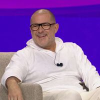 OpenAI pagó 6.500 millones al genio del iPhone para su próximo gran dispositivo. La realidad es que se han topado con un problema inesperado: no sabe cuando callarse