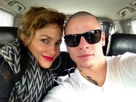 Pero qué pasteloso se pone Casper Smart felicitando a su JLo