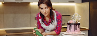 Marta (23), pastelera: "Empiezo a trabajar a las tres de la madrugada y salgo a las 11 de la noche, esto no es solo ser trabajadora, es dejarle la vida intentando llegar a todo" 