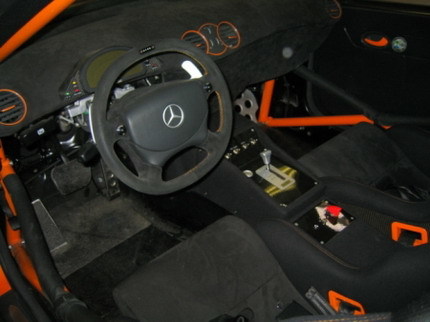 Mercedes CLK DTM AMG naranja