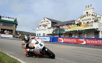 IOMTT 2010, Ian Hutchinson se hace con la victoria el primer día