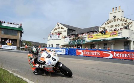 IOMTT 2010, Ian Hutchinson se hace con la victoria el primer día