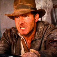 Si paras Indiana Jones: En busca del arca perdida justo en el minuto 66 con 13 segundos descubrirás uno de sus mejores guiños al universo Star Wars 