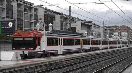 Fomento suprime decenas de trenes de media distancia por falta de aprovechamiento de las líneas 