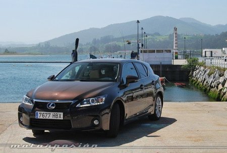 Lexus CT 200h, prueba (equipamiento, versiones y seguridad)