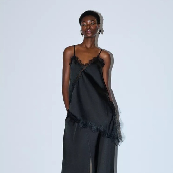 Top lencero con bajo asimétrico