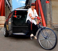 Un Mini con tracción humana en los Juegos Olímpicos de Pekín