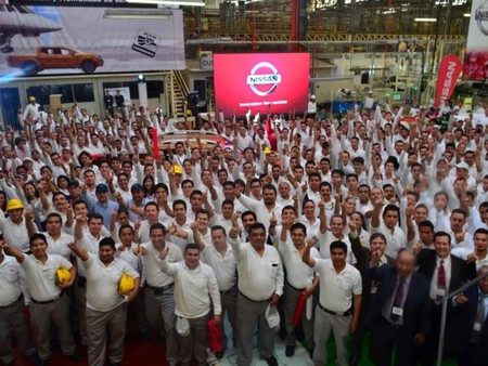 Cierre Nissan Civac 2