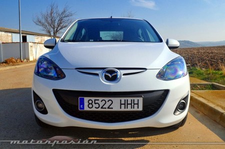 Mazda2 frontal