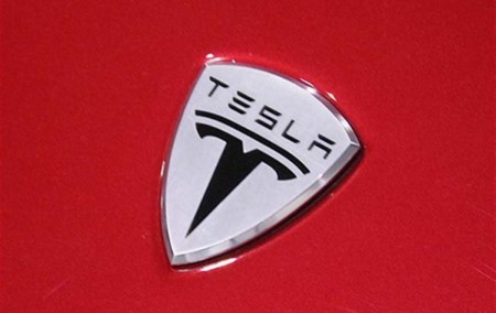 Tesla baja en bolsa por culpa de un petróleo más barato que nunca