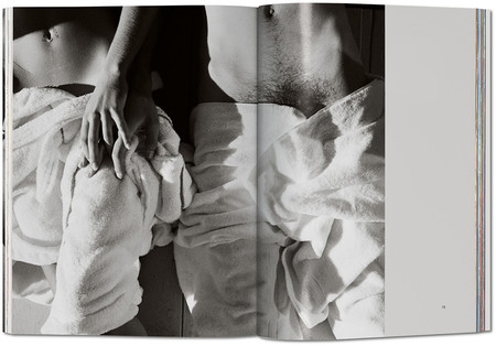 ‘Undressed’, la exposición y libro que busca revelarnos lo más íntimo del fotógrafo Mario Testino