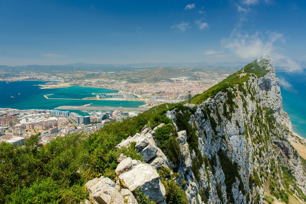 Gibraltar no ha tenido nunca planta de tratamiento de aguas residuales. Así que llevan décadas echándolas al mar 