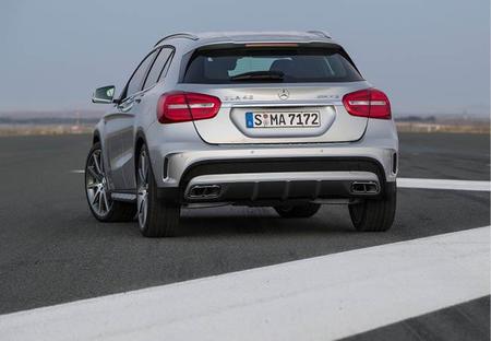Mercedes-Benz GLA45 AMG