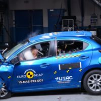 Resultados Euro NCAP abril 2015: Fiat 500X, Mazda2, Renault Espace y Suzuki Vitara 