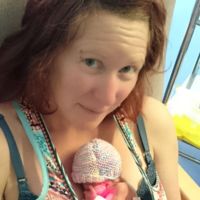 La bebé prematura que se salvó al meterla en una bolsa de sándwich 