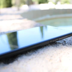 Foto 7 de 13 de la galería vernee-mars-pro-diseno en Xataka Android