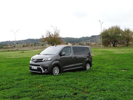 Prueba Toyota Proace Verso Exteriores
