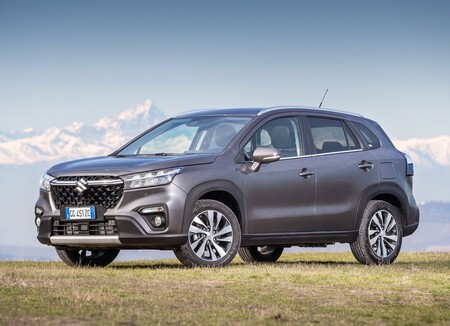 S-CRoss