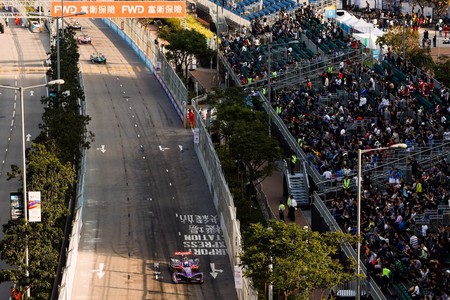 Dominio absoluto de Sam Bird, que sube a lo más alto del ePrix de Hong Kong
