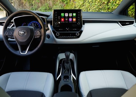 Toyota Corolla Hatchback 2019 23