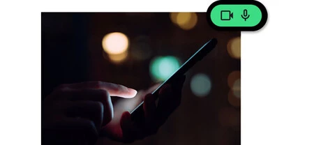 カメラとマイクのインジケーター