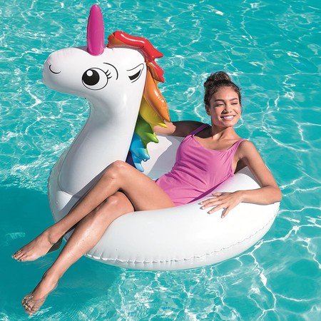 El flotador de las influencers (si, ese del unicornio) está rebajado a sólo 6,50 euros en Amazon