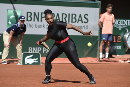Prohiben el mono postparto de Serena Williams, pero nosotros (como Nike) la apoyamos