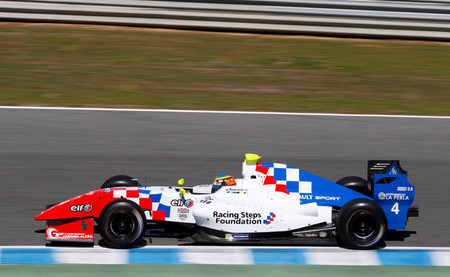 Oliver Rowland gana y Roberto Merhi pierde el subcampeonato de la Fórmula Renault 3.5