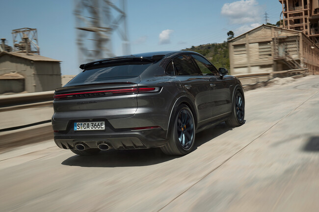Porsche Cayenne Turbo E-Hybrid 2024