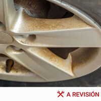 Por mucho que lave el coche, las llantas siempre quedan sucias. Esto es lo que hago para evitar que el polvo de los frenos me las deje echas un asco