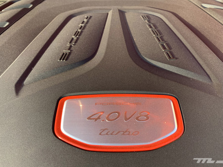 Porsche Cayenne Coupe Turbo motor