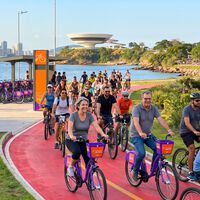Nem Buenos Aires, nem Santiago: cidade brasileira é eleita a melhor da América Latina para pedalar após quintuplicar sua malha cicloviária, criar bicicletários gigantes e virar referência mundial em mobilidade sobre duas rodas 