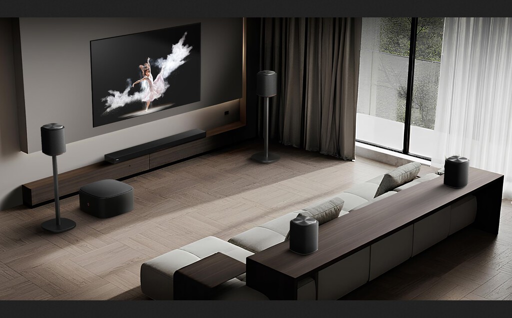 LG trae a España su barra de sonido modular más puntera compatible con Dolby Atmos: así es la Sound Suite y esto es lo que costará