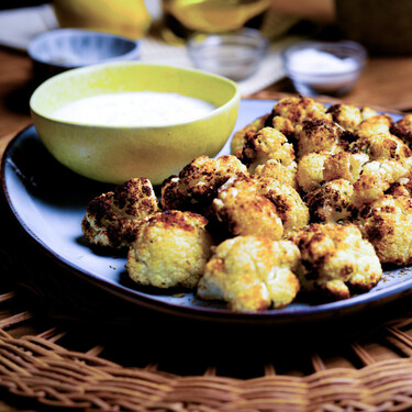 Coliflor en airfryer: la receta más saludable y deliciosa que puedes preparar en tu freidora de aire 