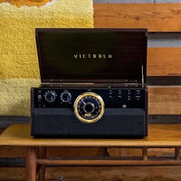 El descuentazo de este reproductor de vinilos parecía lo mejor, hasta que vimos que tiene Bluetooth y un diseño precioso