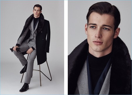 Hola, Sr Grey.