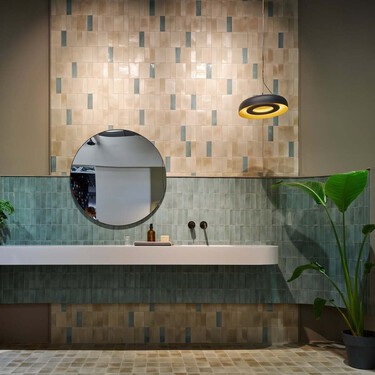 Cinco modelos de azulejo de tendencia para transformar los baños anticuados y darles un aire moderno
