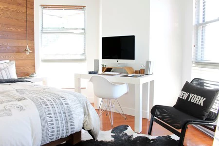 Siete cosas importantes (y entretenidas) que puedes hacer en tu dormitorio durante el aislamiento
