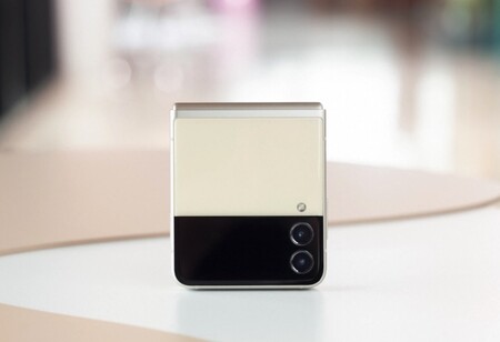 Samsung Galaxy Z Flip3