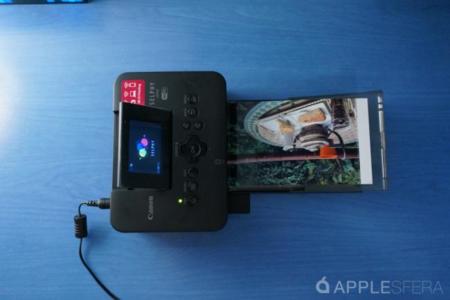 Vuelve al papel: impresora compacta Selphy CP910 para las fotos de tu iPhone