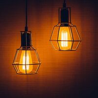 El gobierno tenía otras opciones distintas a bajar el IVA de la luz, más redistributivas, con más ingresos para el estado, pero menos populares