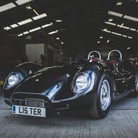 Lister revivirá el Knobbly de carreras de los cincuenta, en edición limitada y para calle