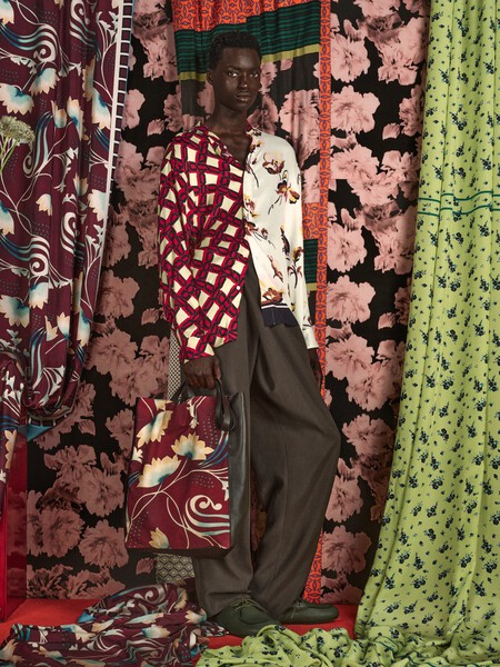 Zara Le Pone Sabor Vintage Al Verano Con Una Coleccion Llena De Estampados Y Color Para Tu Armario 1