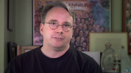 Linus Torvalds te dice en este vídeo por qué deberías trabajar en Linux y el Open Source