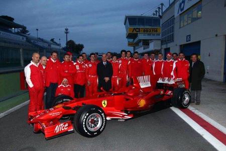 Los tres primeros clasificados del Campeonato Italiano de Fórmula 3 prueban el Ferrari F2008