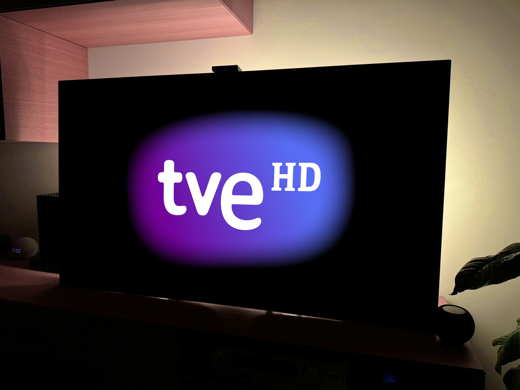 Hay canales de RTVE que desaparecen de la TDT a medianoche y ya no se distinguen de los que se quedan con el truco. Así puedes diferenciarlos