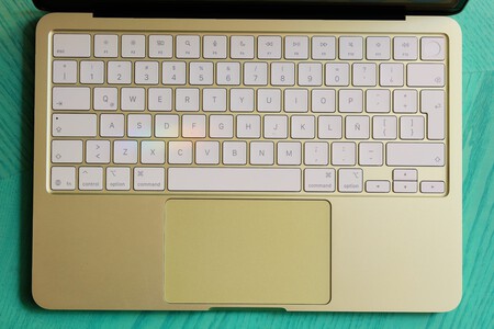 Apple Macbook Neo Analisis Mexico Teclado Trackpad