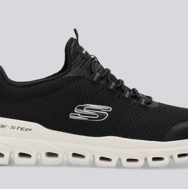 Skechers Glide Step
Zapatillas Slip-Ins Hombre